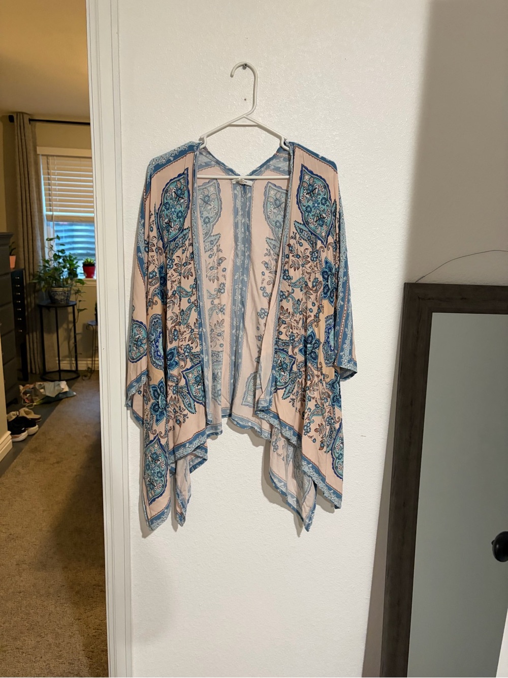 Maurices Pink and Blue Paisley Kimono Top